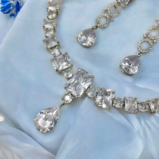 VIHA AD NECKLACE SET