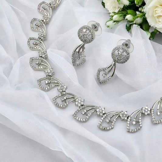 JURI AD NECKLACE SET