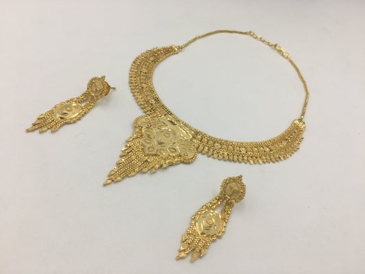 HARITHA FORMING NECKLACE SET