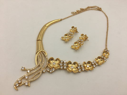 VALERIA AD NECKLACE SET