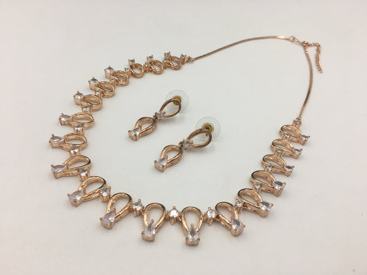 LIVIA AD NECKLACE SET