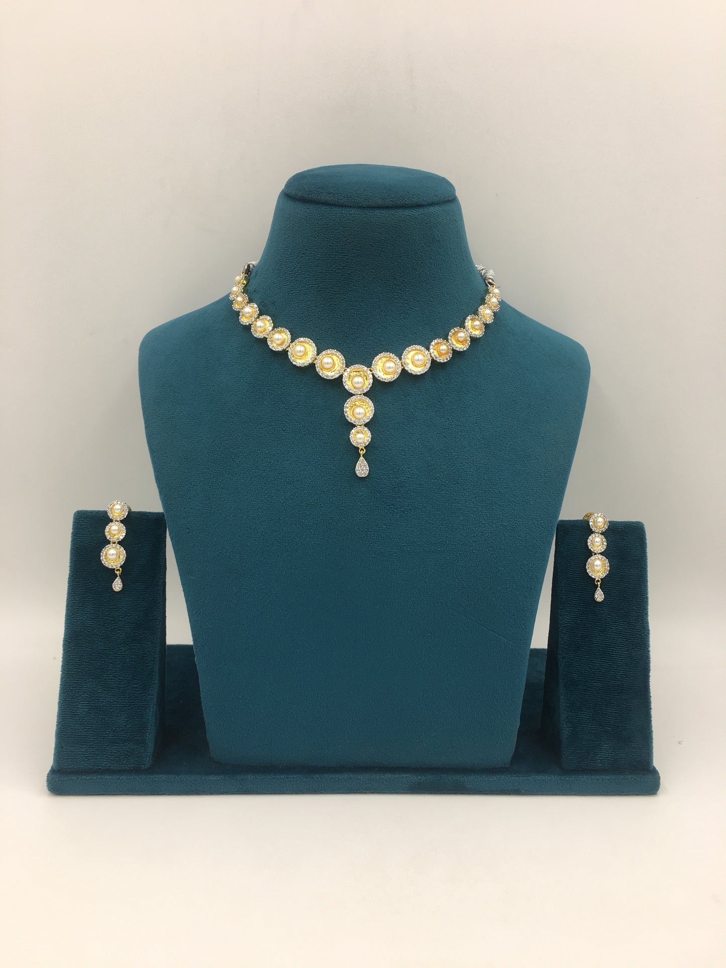 EVELINA AD NECKLACE SET