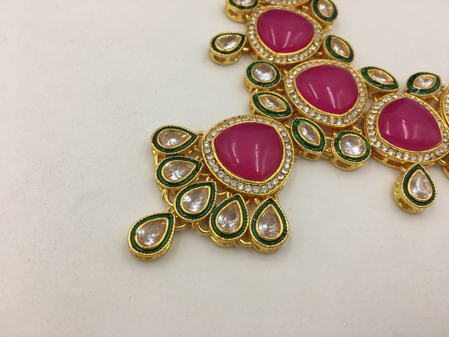 ELARA KUNDAN NECKLACE SET
