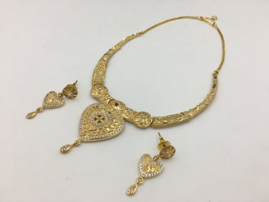 REVATHI FORMING NECKLACE SET