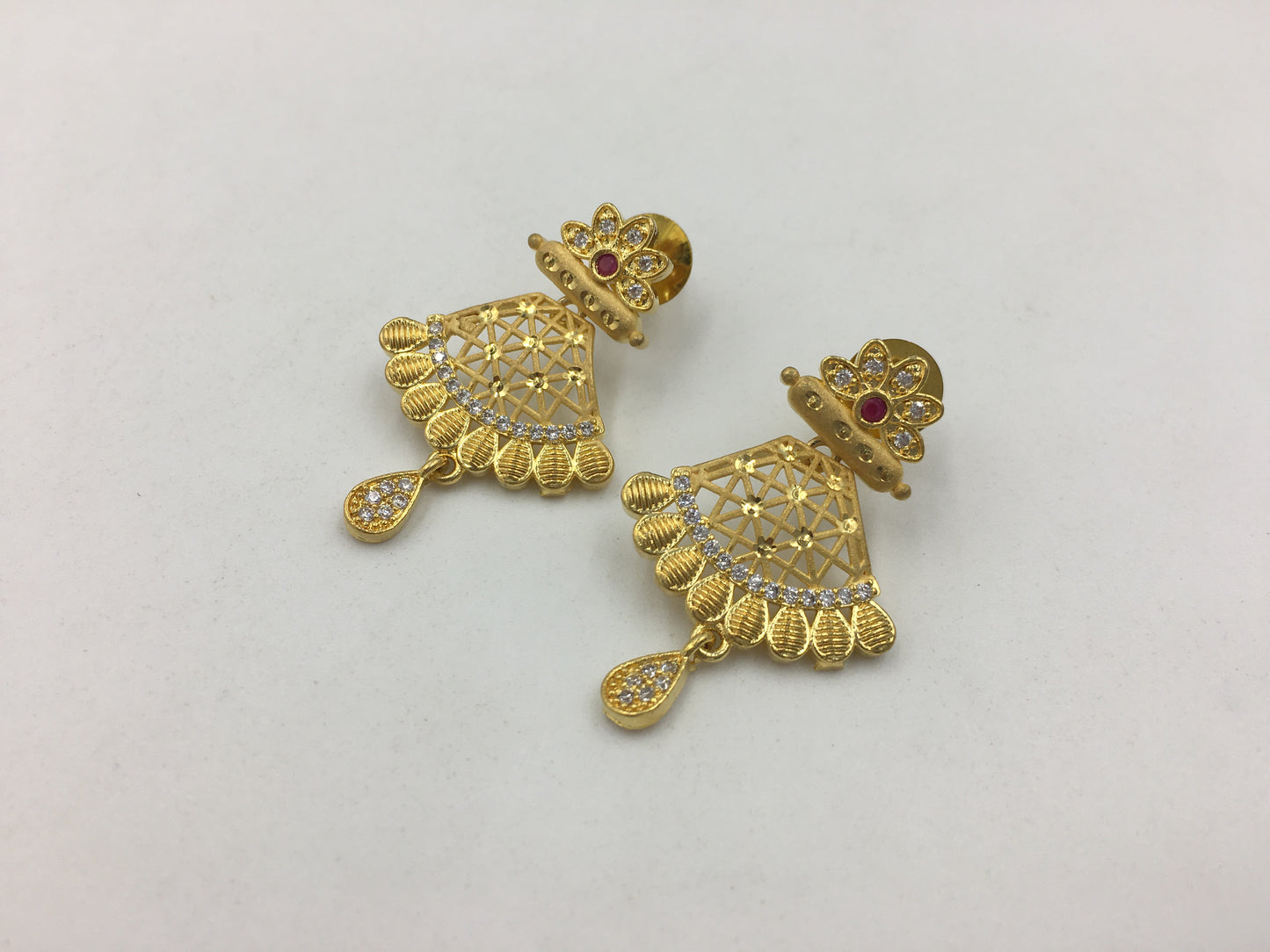 SUJATHA FORMING NECKLACE SET