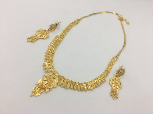 MAITHILI FORMING NECKLACE SET