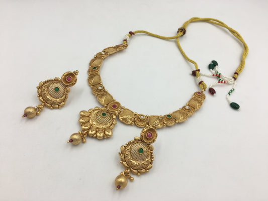 BHAVINI GOLDEN NECKLACE SET