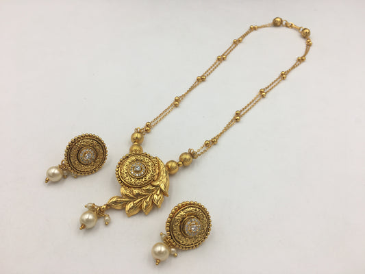 FELICITY AD CHAIN PENDANT