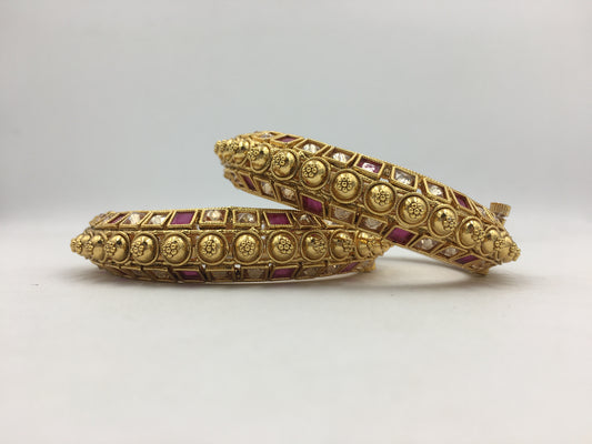 SWARALI RAJWADI BRASS BANGLES