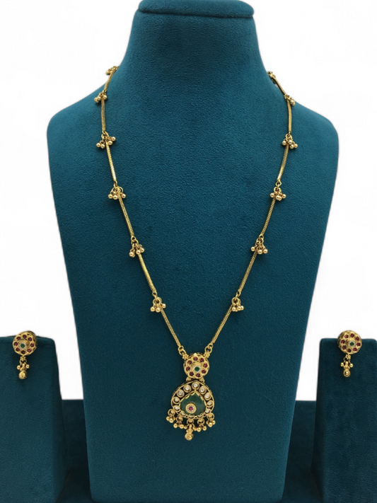 HERITAGE RAJWADI MULTICOLOR CHAIN PENDANT SET WITH GREEN DROP & GHUNGRU