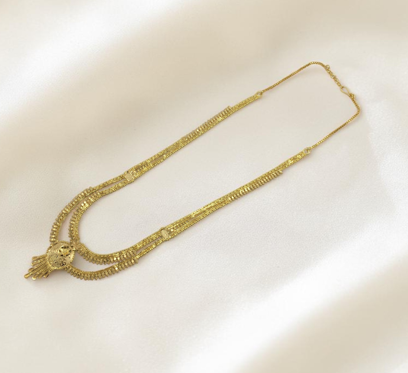 ANAHITA FORMING LONG NECKLLACE SET