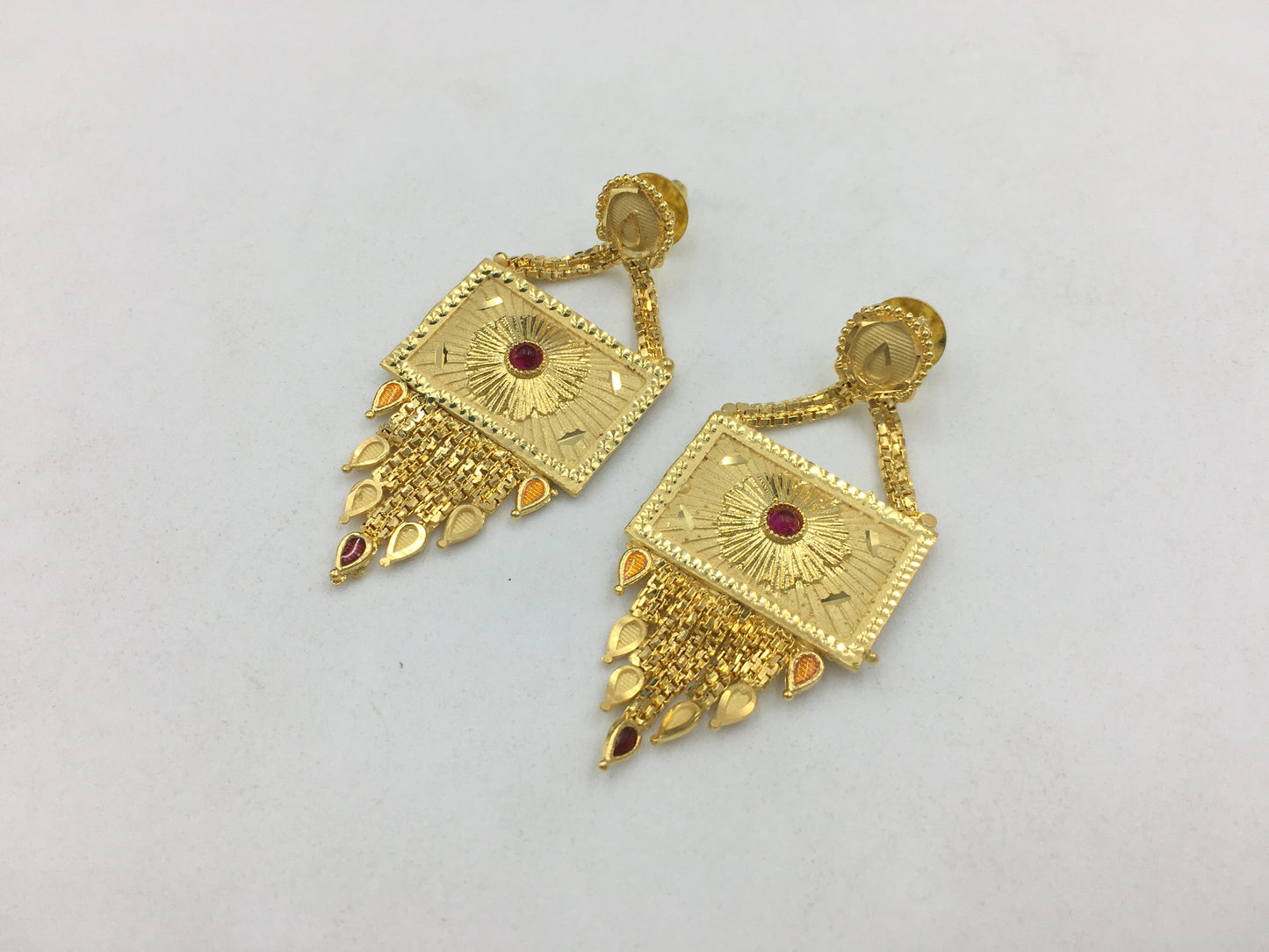 TANIRIKA FORMING NECKLACE SET