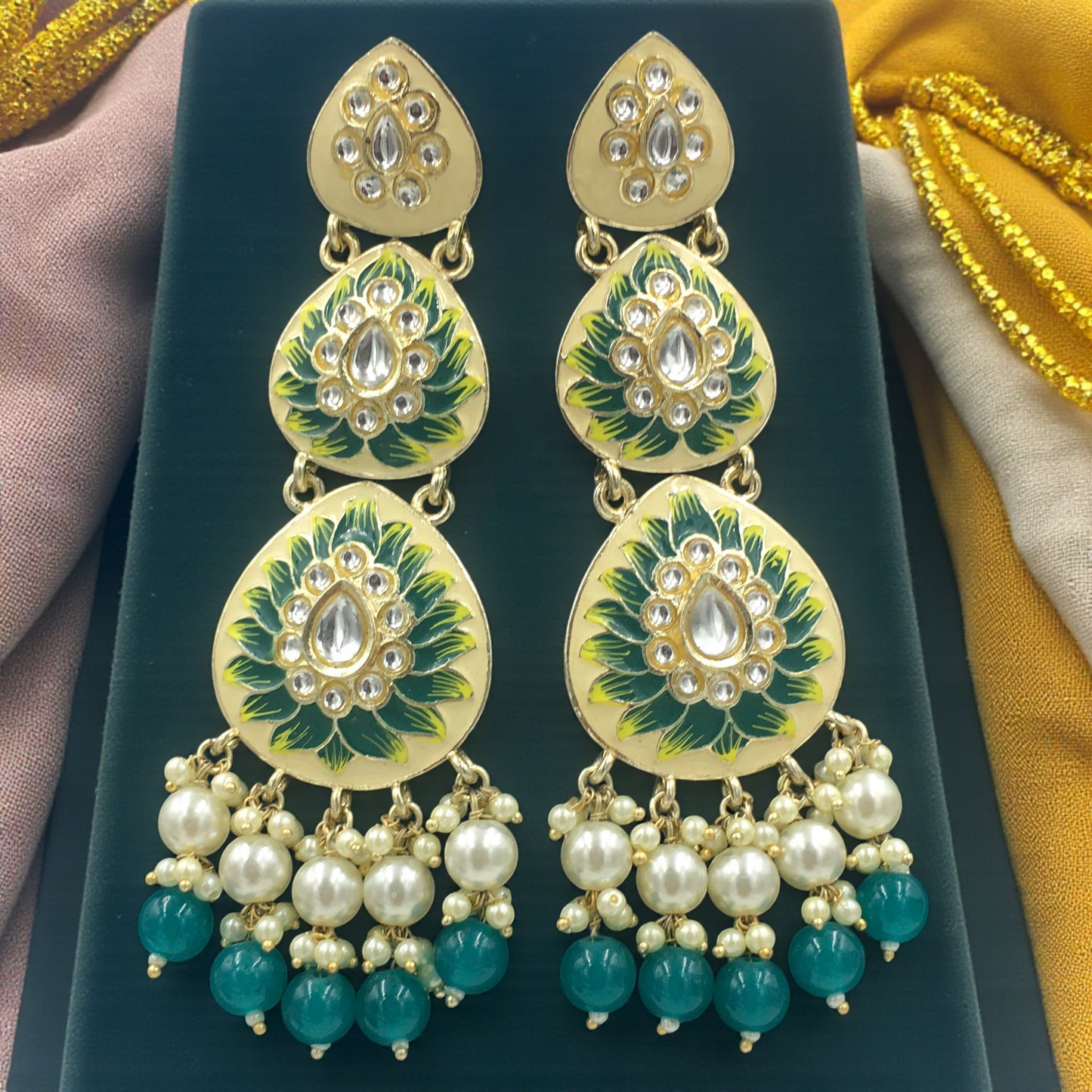 MEHREEN ROYAL KUNDAN DROPS CHANDBALI