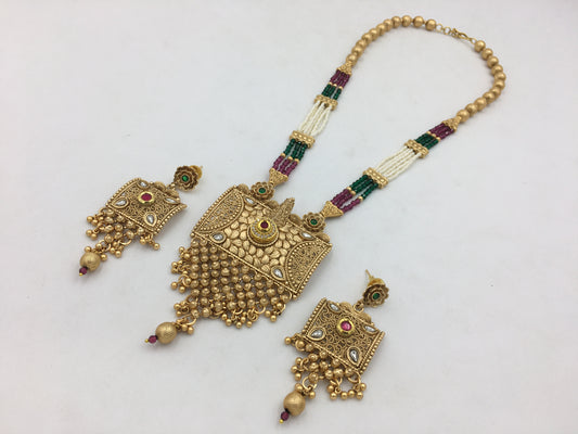 SHANTHINI BRASS NECKLACE SET