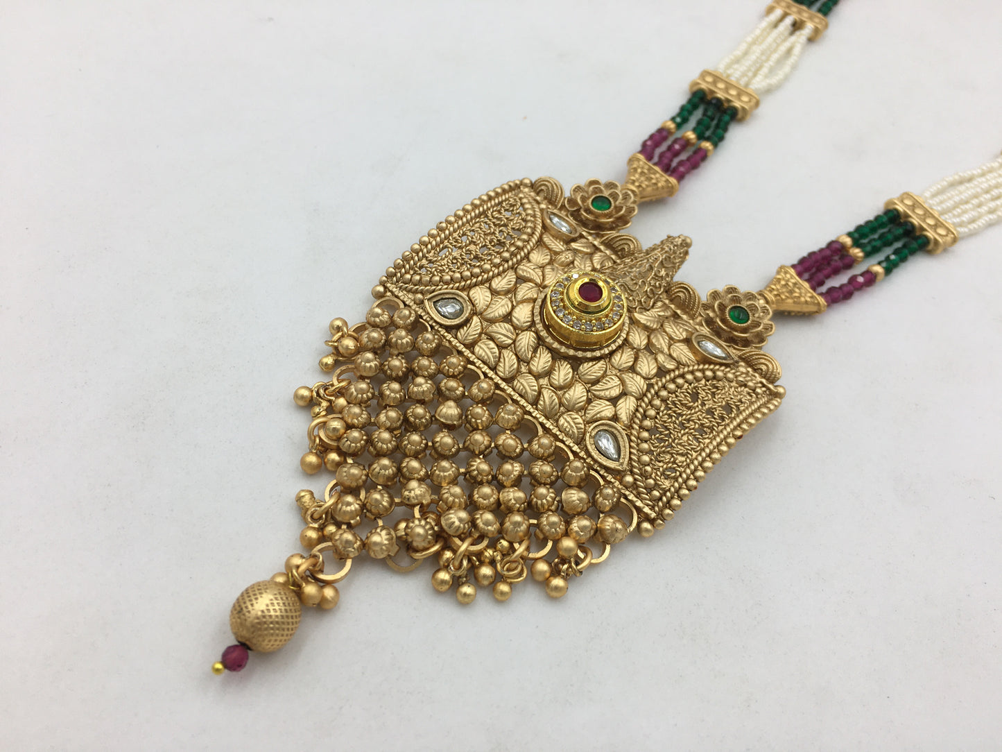 SHANTHINI BRASS NECKLACE SET
