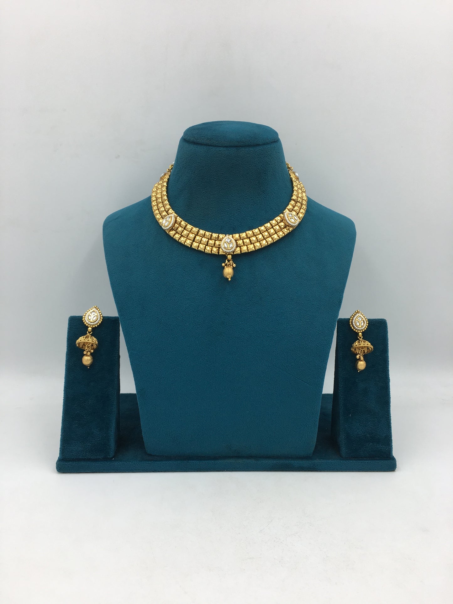 ABINAYA BRASS NECKLACE SET