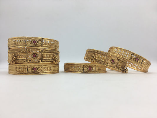 SHAILA RAJWADI BRASS BANGLES