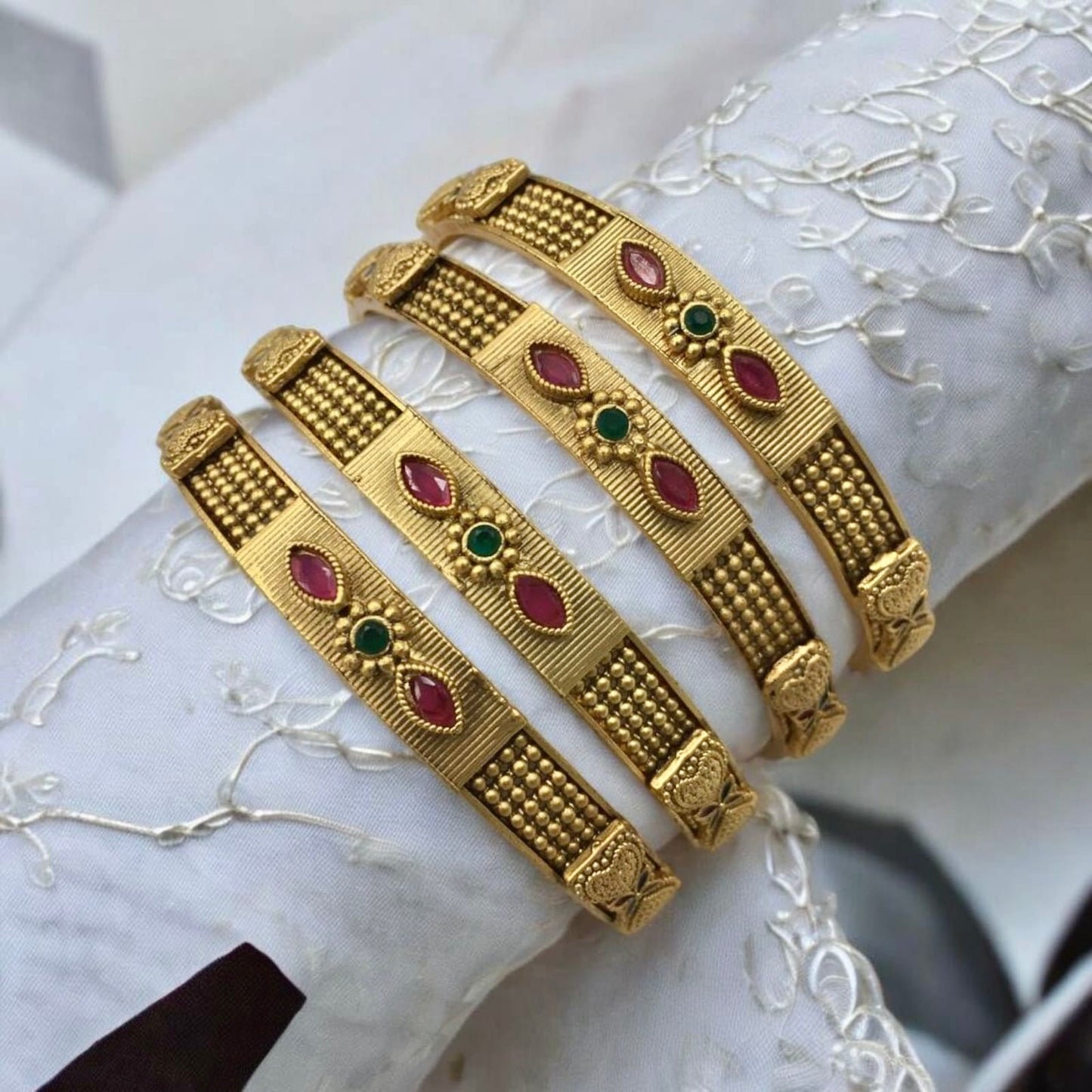 CELESTIA RAJWADI BRASS BANGLES