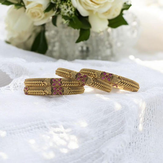 RAVIYA RAJWADI BRASS BANGLES