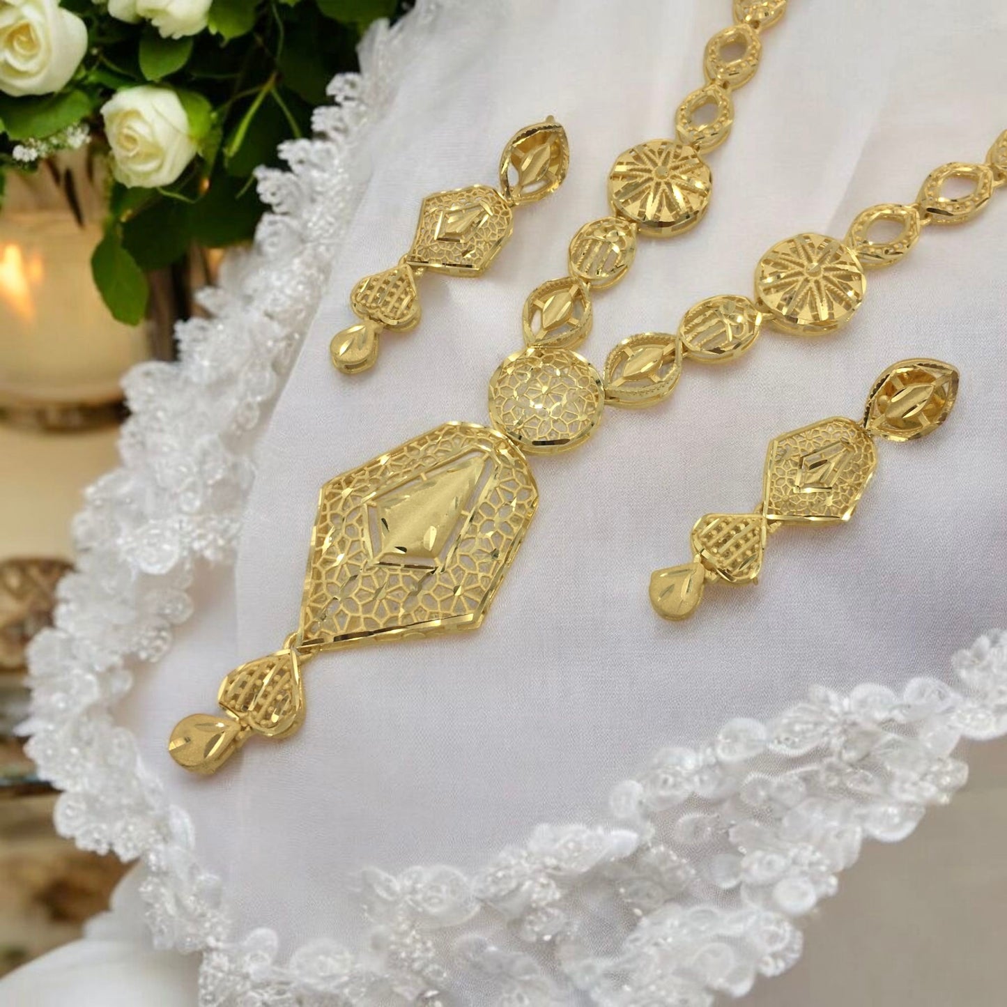 KASHVI FORMING NECKLACE SET