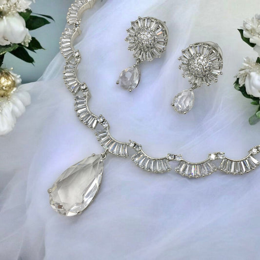 DIKSH AD NECKLACE SET