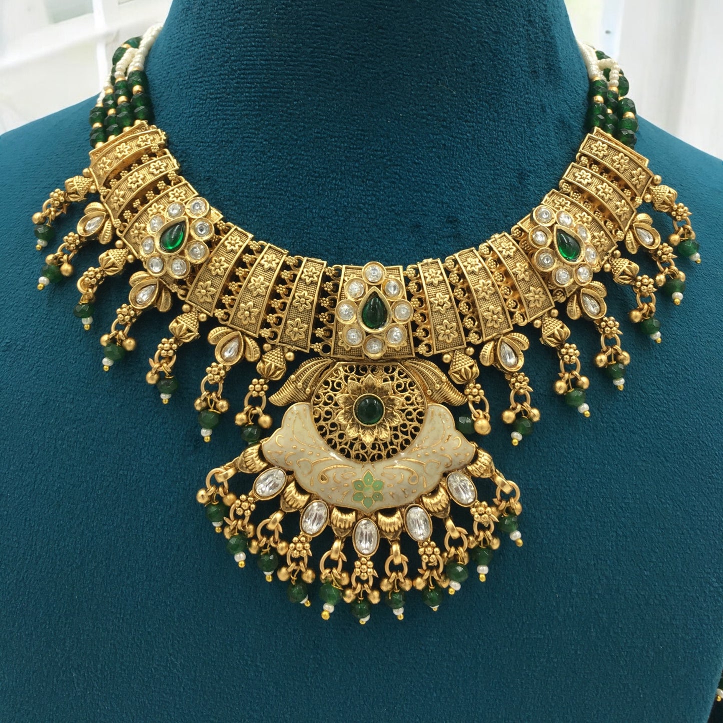 RAJESHWARI RAJWADI NECKLACE SET