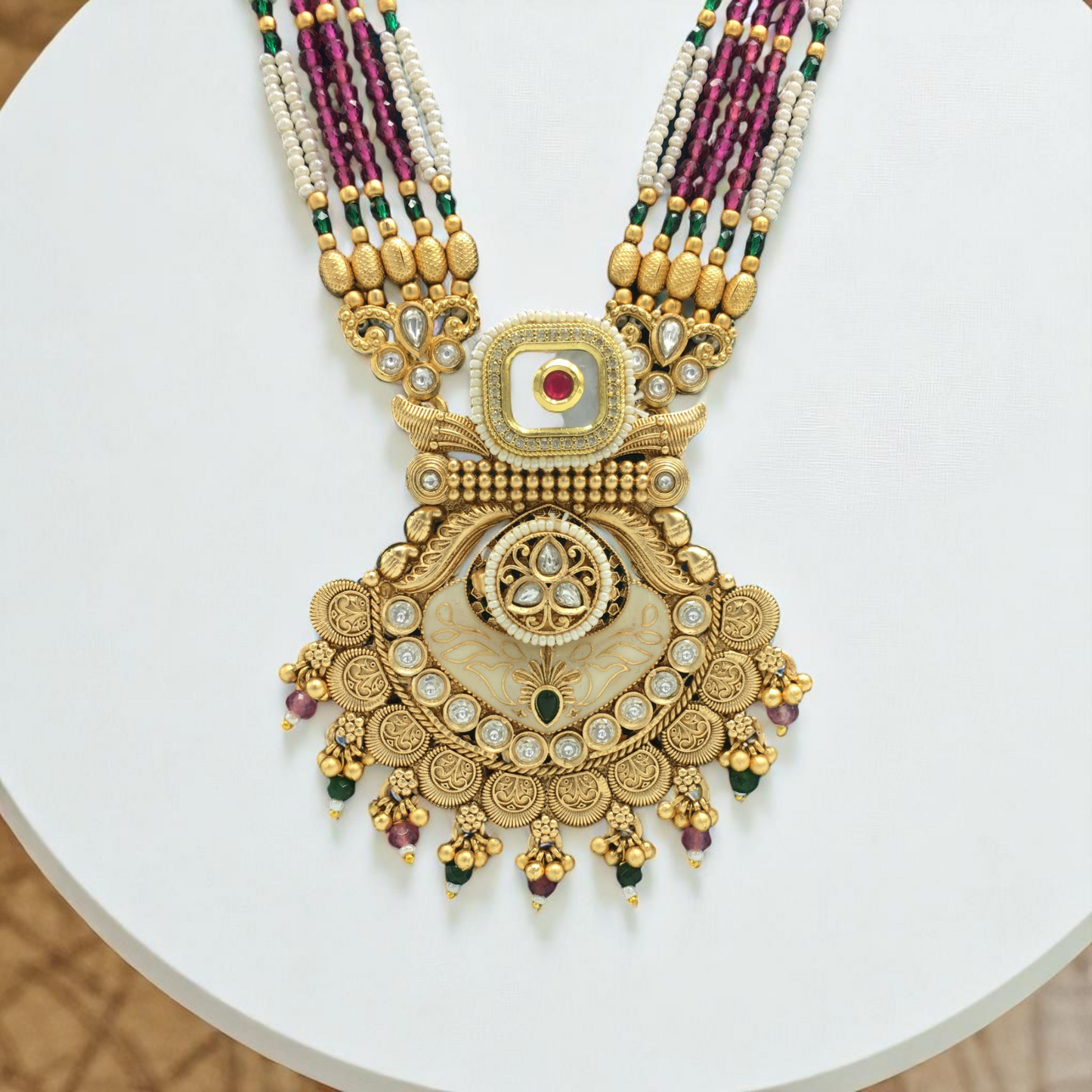 IZZA BRASS NECKLACE SET