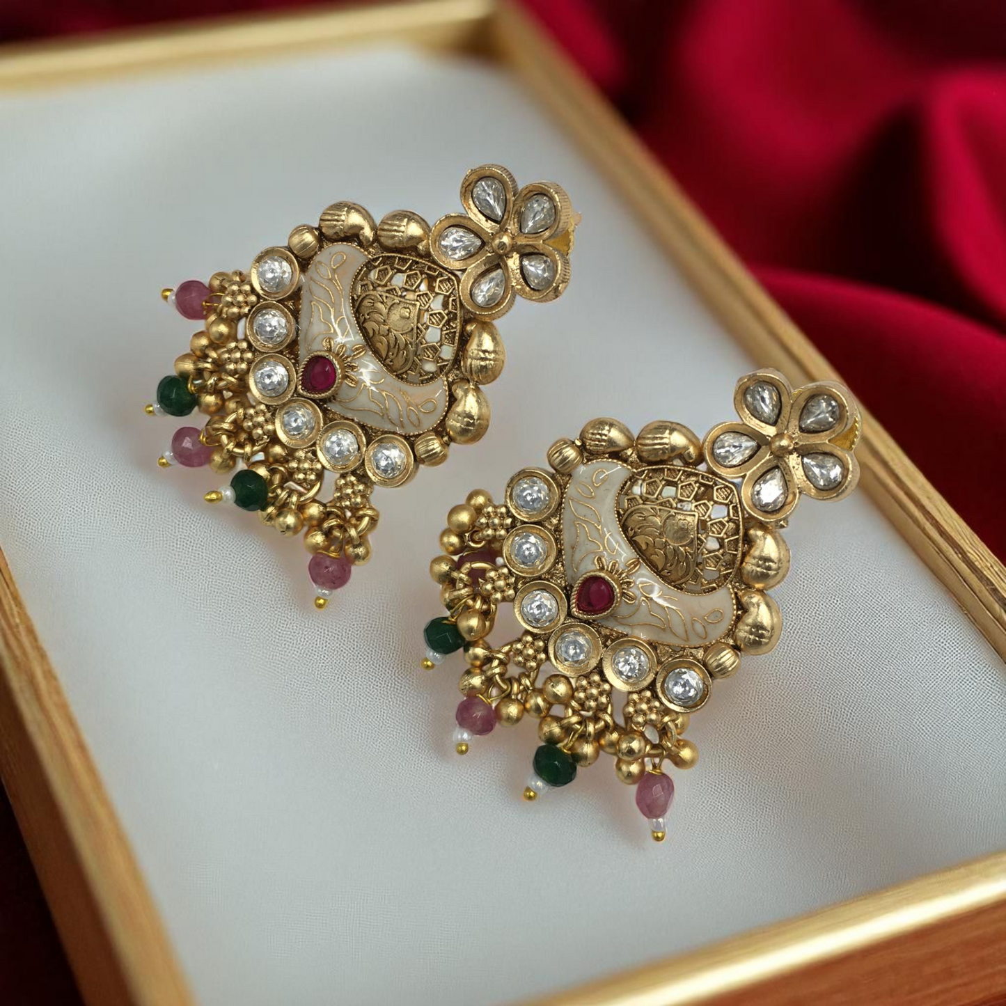 IZZA BRASS NECKLACE SET