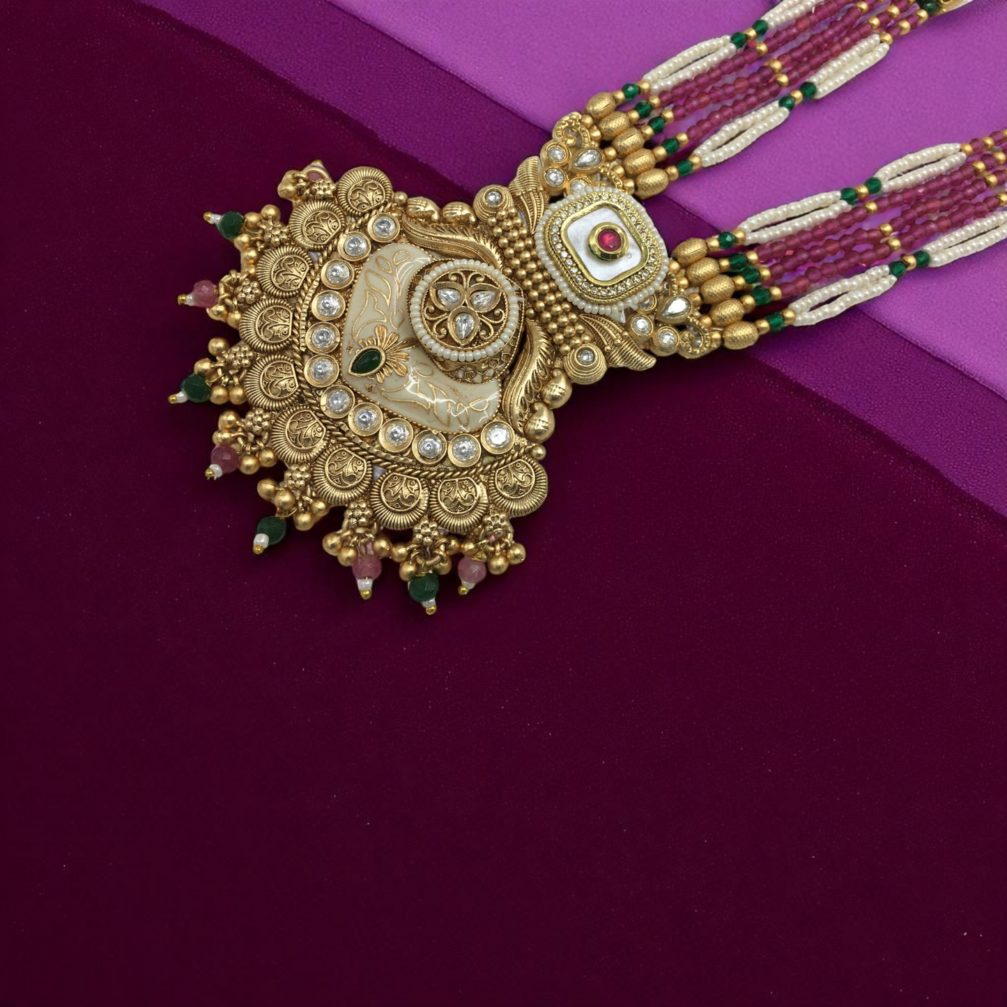 IZZA BRASS NECKLACE SET