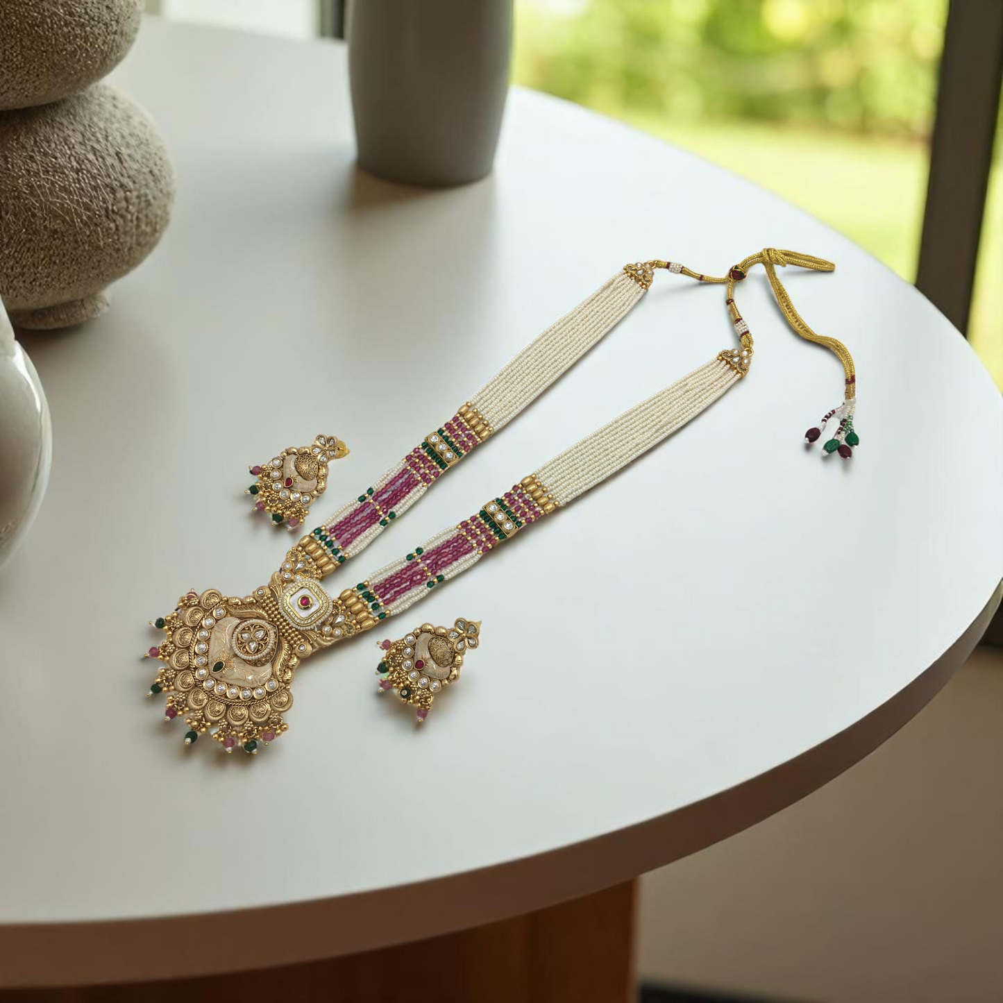 IZZA BRASS NECKLACE SET