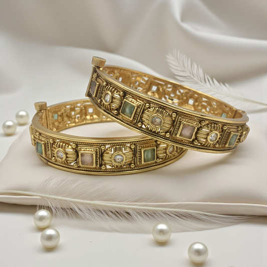 ZEBA RAJWADI BRASS BANGLES