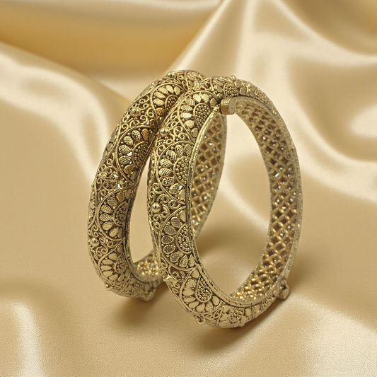 RITANSHI RAJWADI BRASS BANGLES