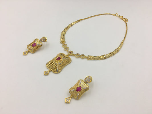 EMILIA FORMING NECKLACE SET