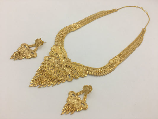 NAVYA DUBAI GOLD NECKLACE