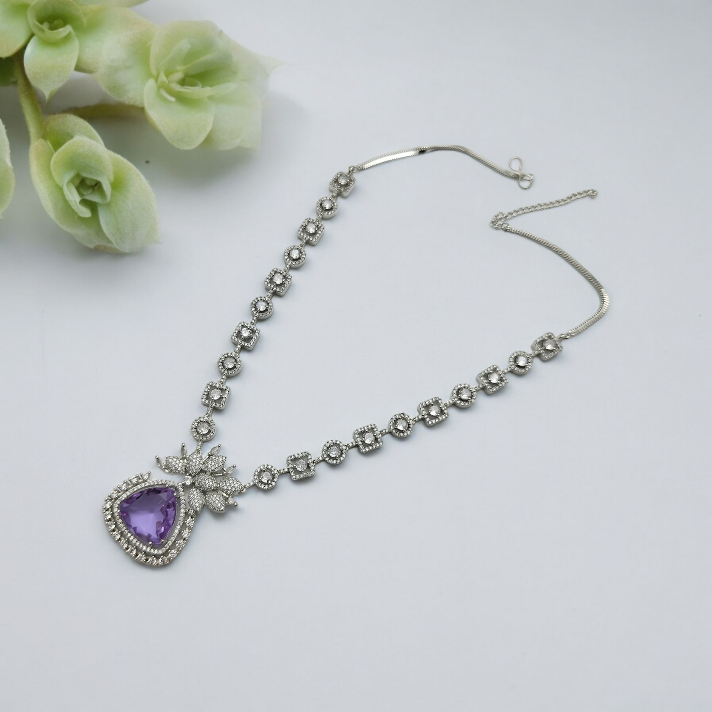LILAC SPARKLE NECKLACE AND EARRINGS SET
