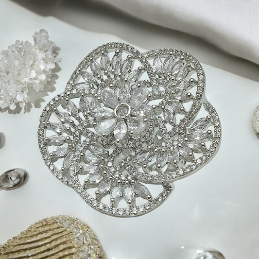 NEERVI SILVER FLORA ZIRCONIA ADJUSTABLE RING