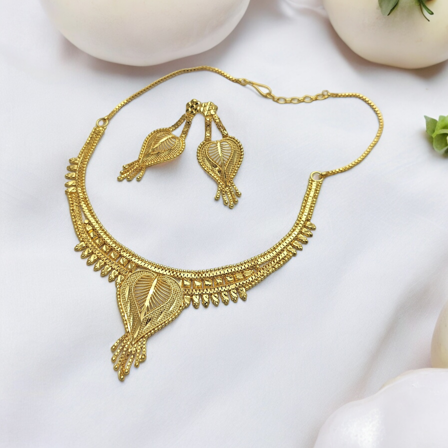 DEEPIKA MICO GOLD PLATED NECKLACE