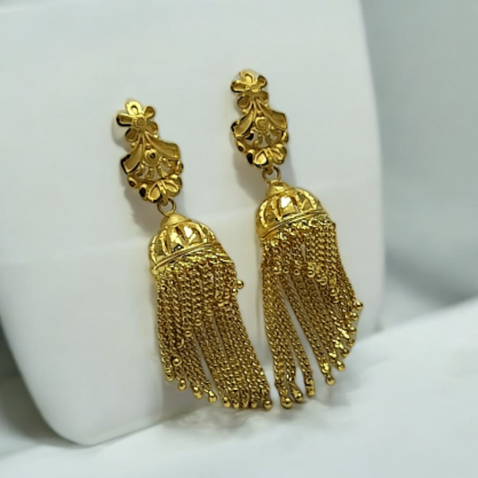 APURVA FORMING EARRINGS