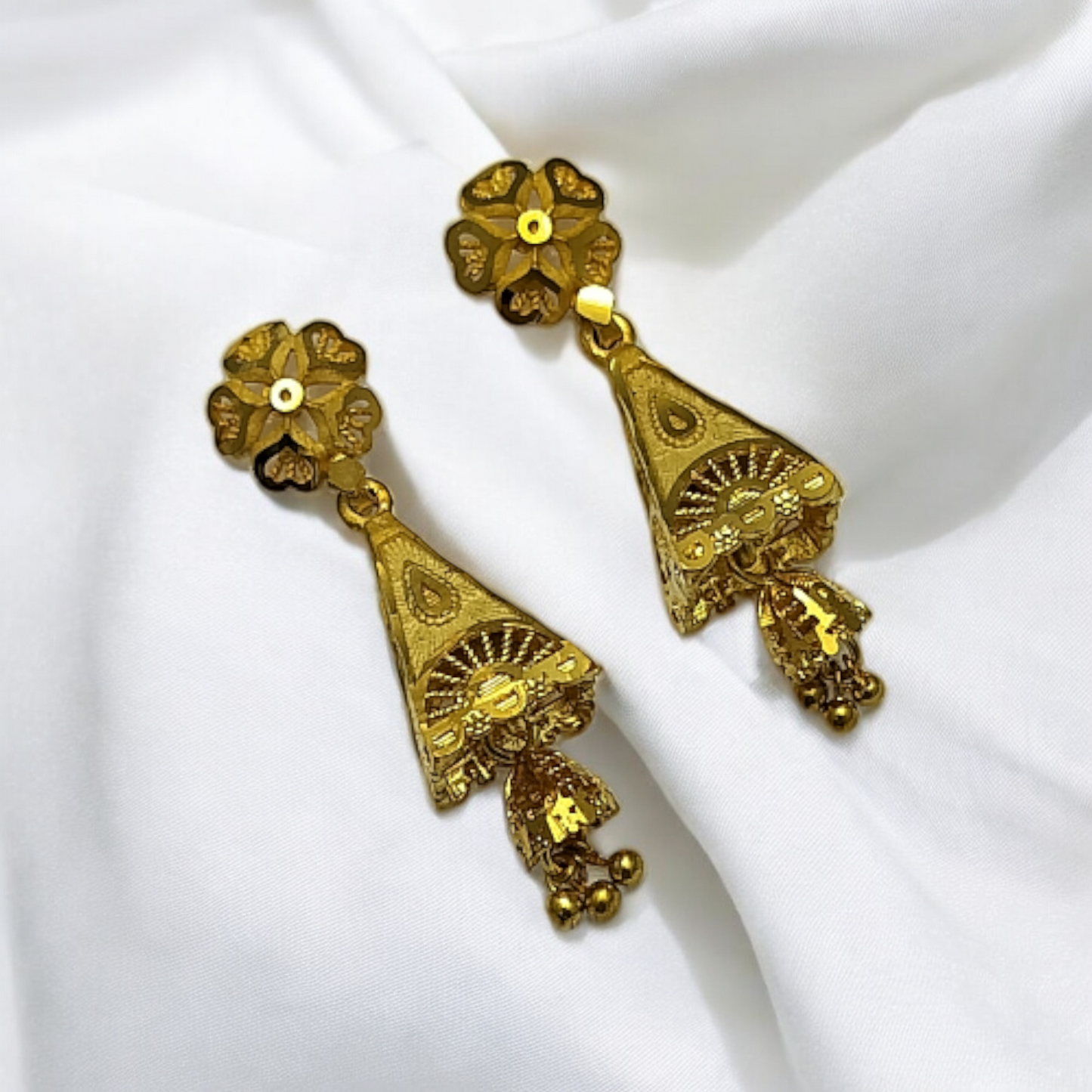 RUTUZA FORMING EARRINGS