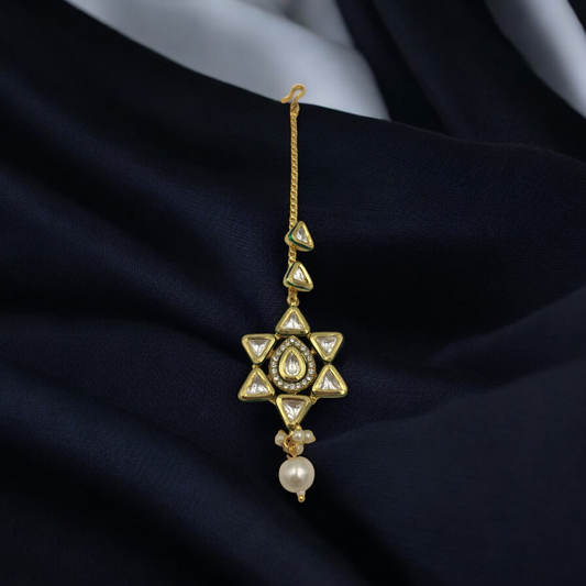 AARINI KUNDAN MANGTIKA