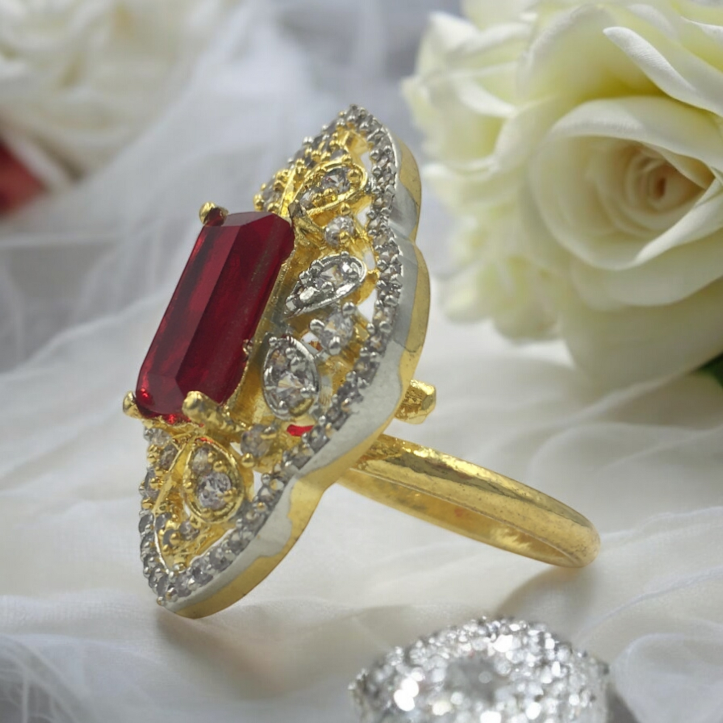 LAVIKA AD ADJUSTABLE RING