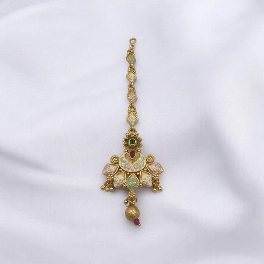 RANYA KUNDAN BRASS MANGTIKA