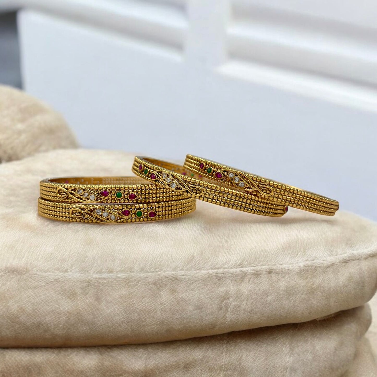 RUDRAKSHI RUBY EMERALD BANGLES