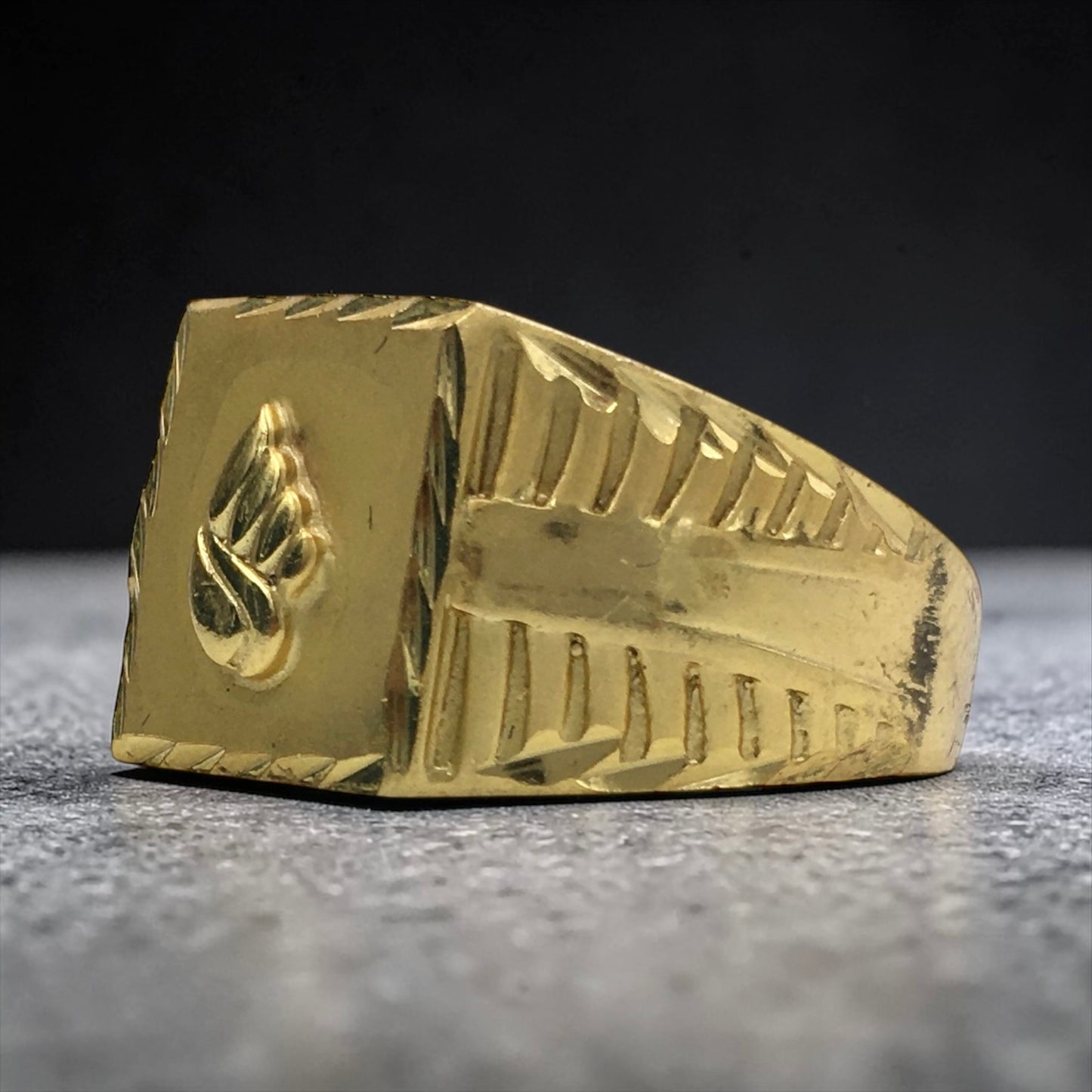 IMPERIAL LEAF MEN'S RING