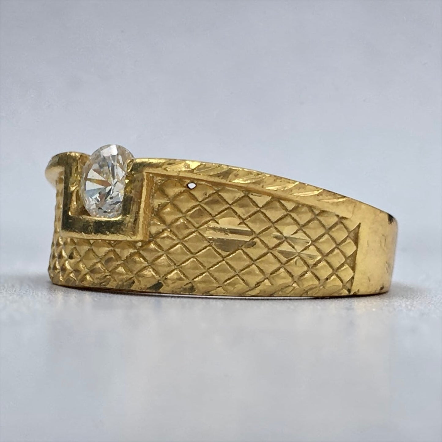KNIGHT SHEILD MEN'S RING