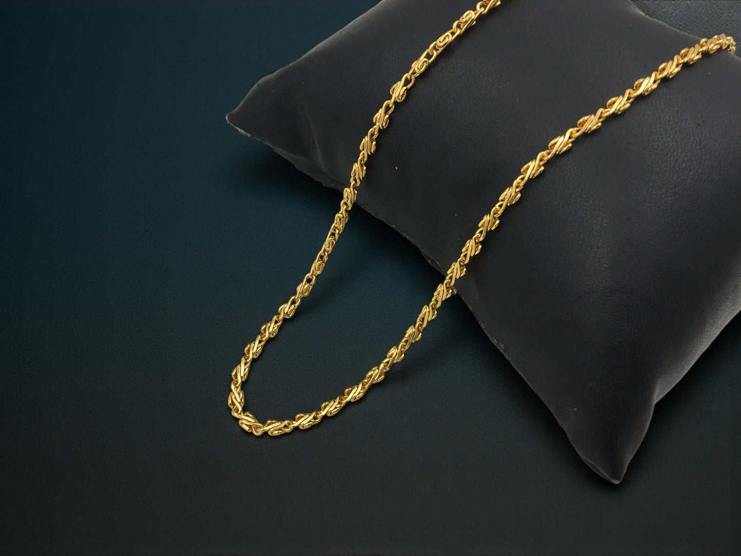 TWISTED ROPE PARTY-LUXE GOLD 18 INCH MEN'S CHAIN