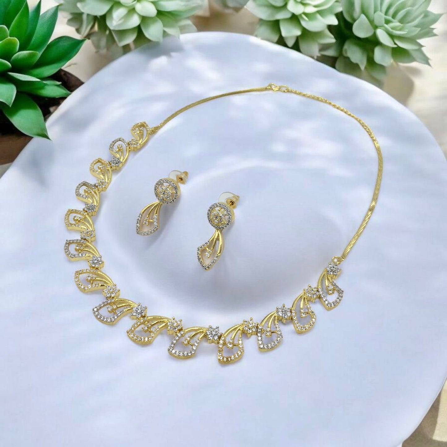HITI AD NECKLACE SET