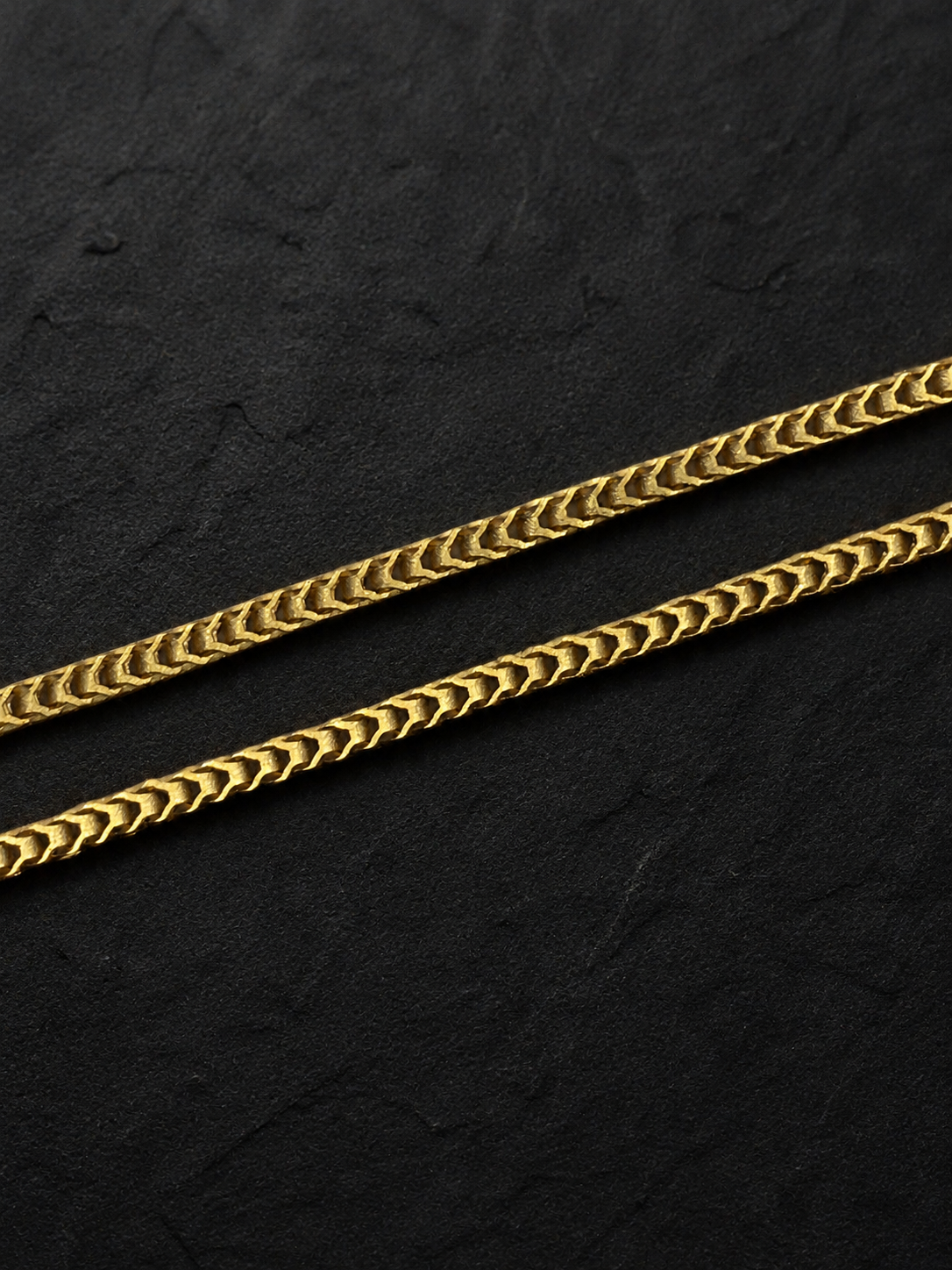 AURIC CHEVRON MICRO GOLD PLATED GOLD CHAIN FOR MEN | PREMIUM BRASS MEN'S CHAIN