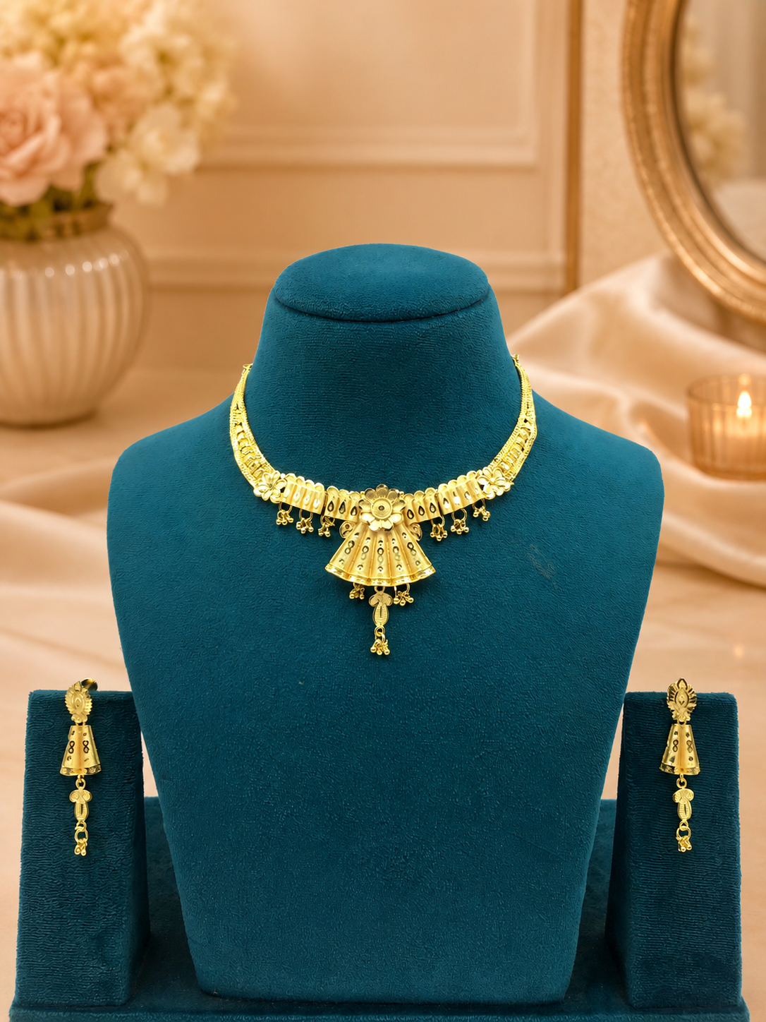 ROYAL FAN BLOOM MICRO GOLD PLATED NECKLACE SET WITH EARRINGS FOR WOMEN | TRADITIONAL GOLD FINISH JEWELLERY