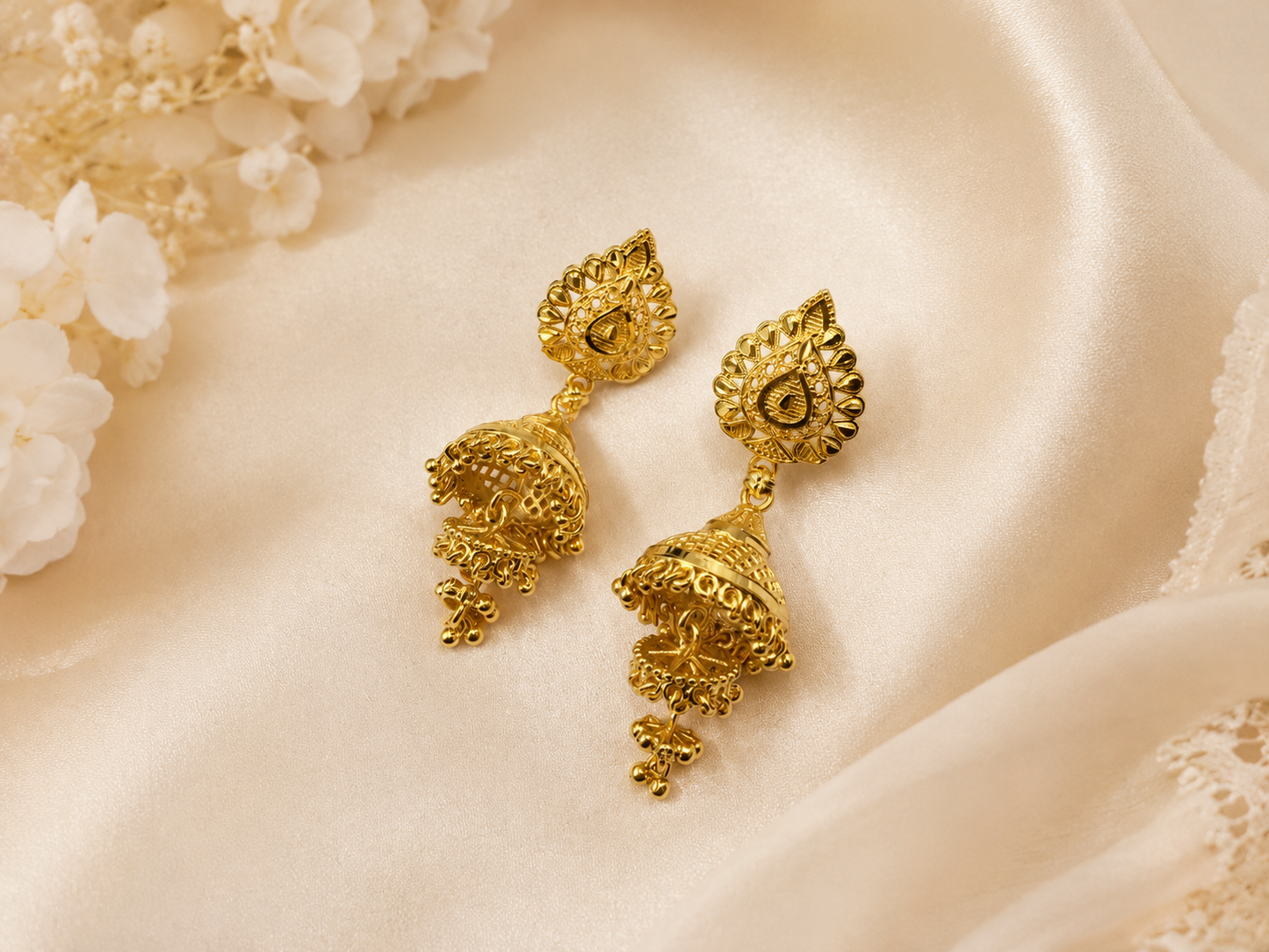 SAANVI MICRO GOLD PLATED JHUMKI EARRINGS FOR WOMEN | PREMIUM BRASS TRADITIONAL JHUMKA